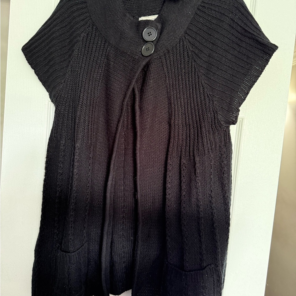 Chic Black Knit Cardigan with Buttons